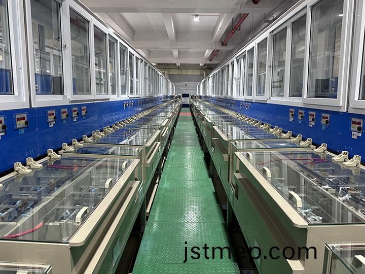 電(dian)鍍生(sheng)産(chan)線(xian)